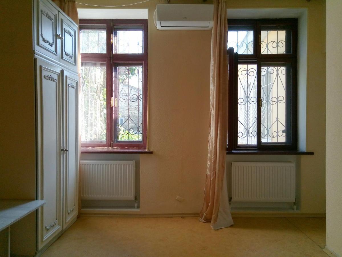 Homestay On Kanatna Street 57 Odessa Exteriör bild